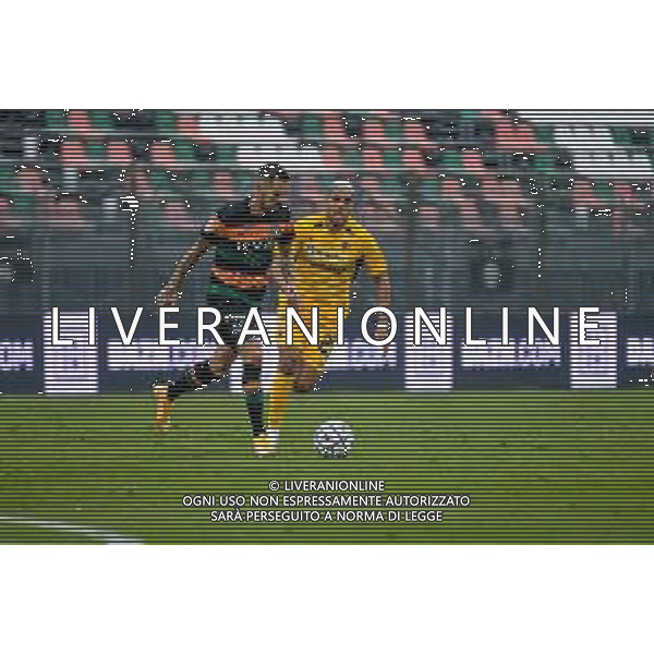 Venezia vs Ascoli - Italian Football Championship League BKT 2020/2021, 28 November 2020 Pier Luigi Penzo stadium, Venice, Italy Photo showing: Antonio Junior Vacca (Venezia) in action against Abdelhamid Sabiri (Ascoli) @LM/Ettore Griffoni/ AGENZIA ALDO LIVERANI SAS