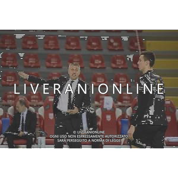 Cucine Lube Civitanova vs NBV Verona - Volleyball Italian Serie A Men Superleague Championship 2020/2021, 28 November 2020 Palasport Eurosuole Forum, civitanova marche, Italy Photo showing: Stoytchev Radostin (Allenatore Nbv Verona) with Asparuhov Asparuh (Nbv Verona) @LM/Roberto Bartomeoli AG ALDO LIVERANI SAS