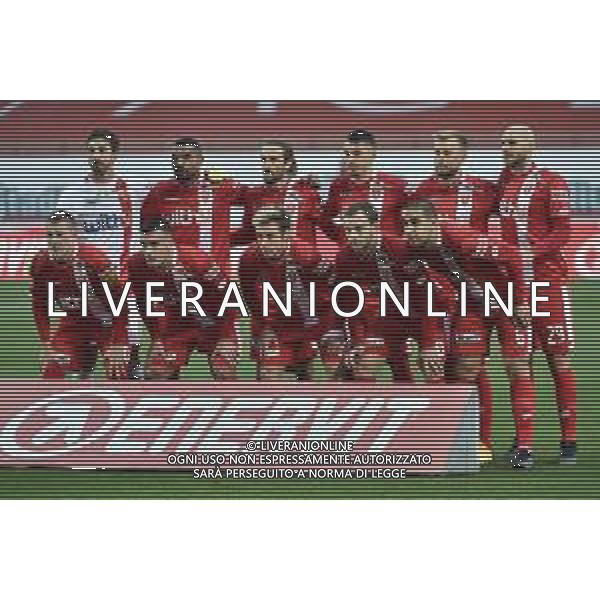 la formazione del Monza in piedi da SX Eugenio Lamanna, Kevin Prince Boateng, Andrea Barberis, Dany Mota Carvalho, Christian Gytkjaer e Gabriel Paletta; in basso da SX Andrea D’Errico, Giulio Donati, Davide Frattesi, Carlos Augusto e Giuseppe Bellusci Monza vs Reggina Campionato Serie BKT - 9a giornata Monza 28-11-2020 U-Power Stadium foto Roberto Garavaglia/ag.Aldo Liverani sas