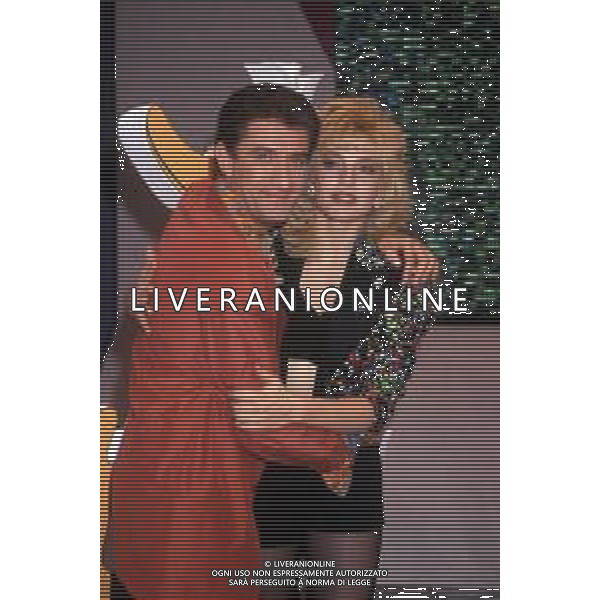 LORELLA CUCCARINI, ballerina e conduttrice italiana. Nella foto nel 1991 trasmissione televisiva \' PAPERISSIMA \' con Ezio Greggio ©ARCHIVIO/AGENZIA ALDO LIVERANI SAS
