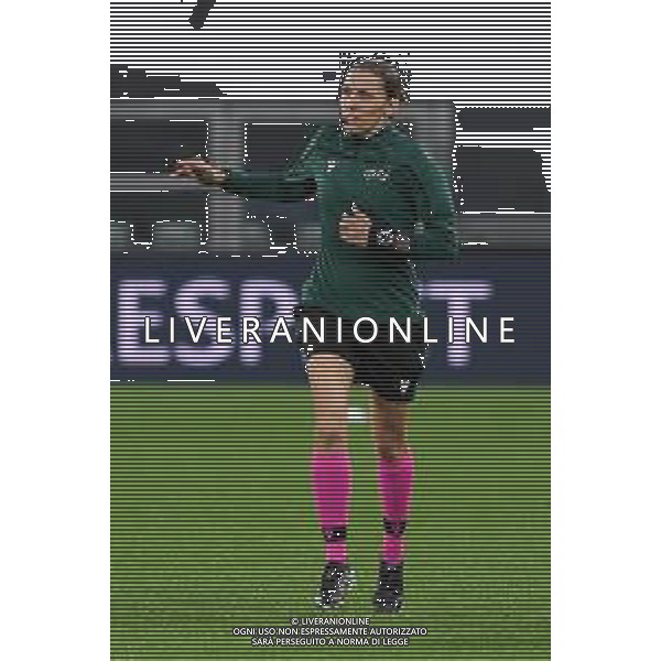 Torino 02.12.2020 Stadio Allianz Stadium ©Viganti/Agenzia Aldo Liverani Juventus vs Dinamo Kiev Champions League 2020/2021 Gruppo G Giornata 5 di 6 Nella foto: l\'arbitro stephanie frappart ©Viganti / AGENZIA ALDO LIVERANI SAS