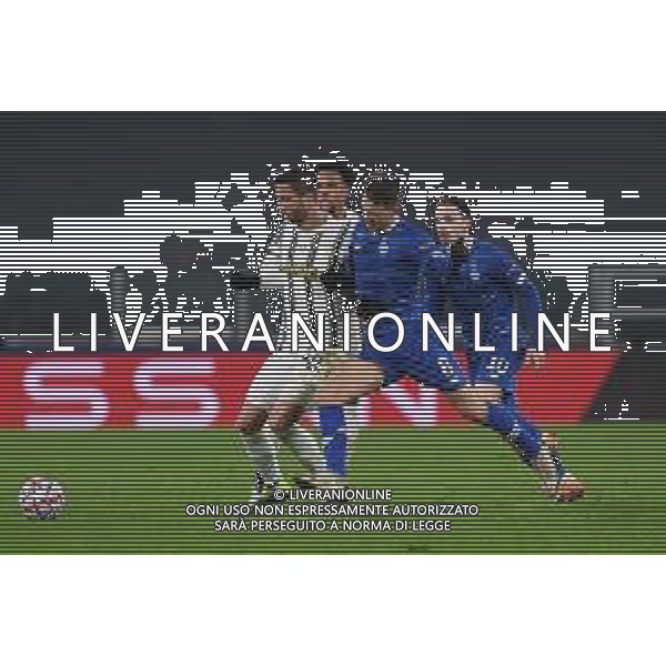 Torino 02.12.2020 Stadio Allianz Stadium ©Viganti/Agenzia Aldo Liverani Juventus vs Dinamo Kiev Champions League 2020/2021 Gruppo G Giornata 5 di 6 Nella foto: rodrigo bentancur e volodymyrshepeliev ©Viganti / AGENZIA ALDO LIVERANI SAS