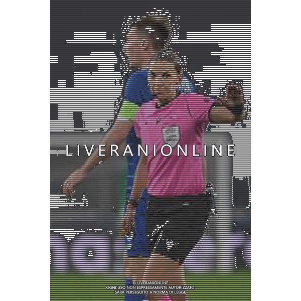 Torino 02.12.2020 Stadio Allianz Stadium ©Viganti/Agenzia Aldo Liverani Juventus vs Dinamo Kiev Champions League 2020/2021 Gruppo G Giornata 5 di 6 Nella foto: l\'arbitro stephanie frappart ©Viganti / AGENZIA ALDO LIVERANI SAS