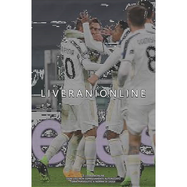Torino 02.12.2020 Stadio Allianz Stadium ©Viganti/Agenzia Aldo Liverani Juventus vs Dinamo Kiev Champions League 2020/2021 Gruppo G Giornata 5 di 6 Nella foto: esultanza juventus dopo il gol federico chiesa ©Viganti / AGENZIA ALDO LIVERANI SAS