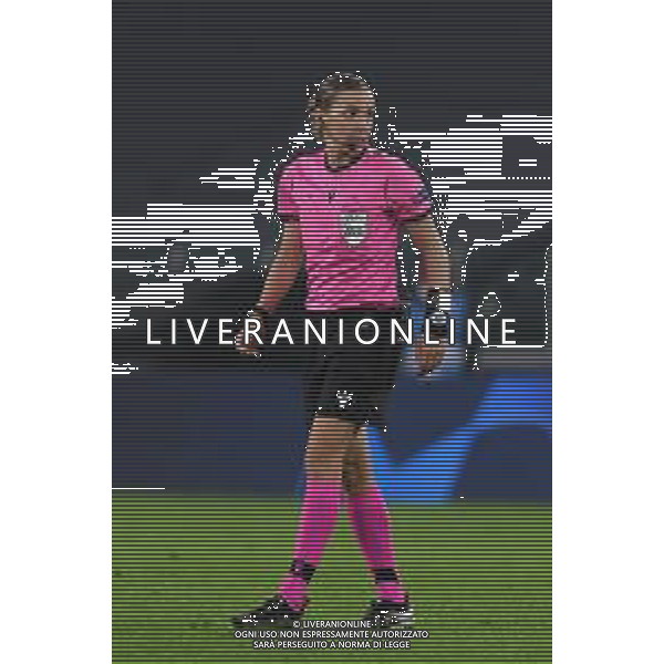 Torino 02.12.2020 Stadio Allianz Stadium ©Viganti/Agenzia Aldo Liverani Juventus vs Dinamo Kiev Champions League 2020/2021 Gruppo G Giornata 5 di 6 Nella foto: stephanie frappart primo arbitro donna in champions league ©Viganti / AGENZIA ALDO LIVERANI SAS