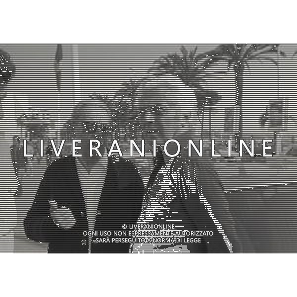 RETROSPETTIVA DINO RISI REGISTA NELLA FOTO DINO RISI CON GIANLUIGI RONDI A CANNES NELL\'ANNO 1979 AG ALDO LIVERANI SAS  
