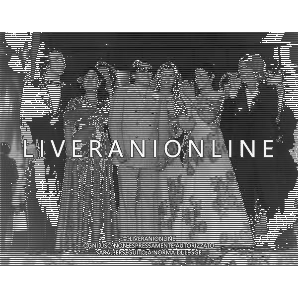 JOSE\' FELICIANO Cantante Portoricano - RETROSPETTIVA Nella foto a Sanremo nel 1971 con la moglie Janna Merlyn e i Ricchi e Poveri (Angelo Sotgiu, Franco Gatti, Angela Brambati e Marina Occhiena) ©Archivio Giovanni Liverani/ AG. ALDO LIVERANI SAS