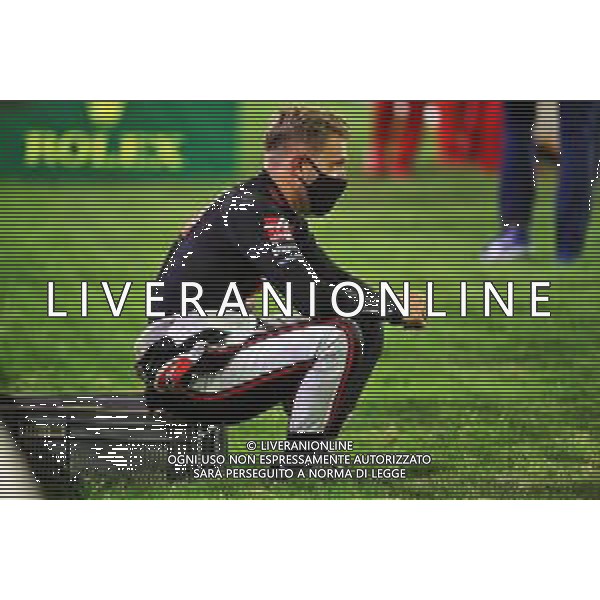 Kevin Magnussen (DEN) Haas F1 Team on the grid. 06.12.2020. Formula 1 World Championship, Rd 16, Sakhir Grand Prix, Sakhir, Bahrain, Race Day. - www.xpbimages.com, EMail: requests@xpbimages.com © Copyright: Batchelor / XPB Images/AGENZIA ALDO LIVERANI SAS - ITALY ONLY EDITORIAL USE ONLY