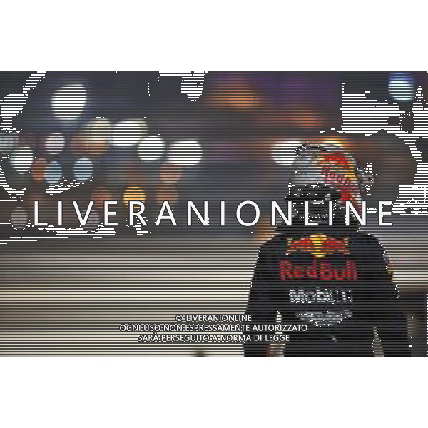 Max Verstappen (NLD) Red Bull Racing retired from the race. 06.12.2020. Formula 1 World Championship, Rd 16, Sakhir Grand Prix, Sakhir, Bahrain, Race Day. - www.xpbimages.com, EMail: requests@xpbimages.com © Copyright: Batchelor / XPB Images/AGENZIA ALDO LIVERANI SAS - ITALY ONLY EDITORIAL USE ONLY