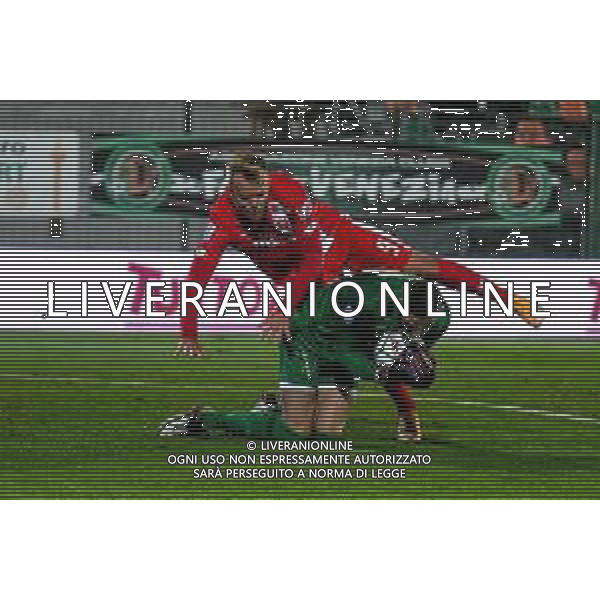 LiveMedia/Ettore Griffoni Venezia FC vs AC Monza - Italian Football Championship League BKT 2020/2021, 11 December 2020 Pier Luigi Penzo stadium, Venice, Italy Photo showing: Luca Lezzerini (Venezia) saves a goal after Christian Gytkjaer (Monza) tried to score @LM/Ettore Griffoni AG ALDO LIVERANI SAS