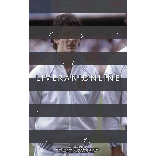PAOLO ROSSI CALCIATORE - RETROSPETTIVA NELLA FOTO CON LA MAGLIA DELLA NAZIONALE ITALIANA AI MONDIALI DI CALCIO IN SPAGNA NEL 1982 ©ARCHIVIO AGENZIA ALDO LIVERANI SAS