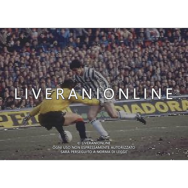 PAOLO ROSSI CALCIATORE - RETROSPETTIVA NELLA FOTO CON LA MAGLIA DELLA JUVENTUS NEL 1985 ©ARCHIVIO AGENZIA ALDO LIVERANI SAS