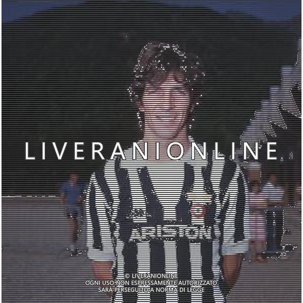 PAOLO ROSSI CALCIATORE - RETROSPETTIVA NELLA FOTO CON LA MAGLIA DELLA JUVENTUS ©ARCHIVIO AGENZIA ALDO LIVERANI SAS