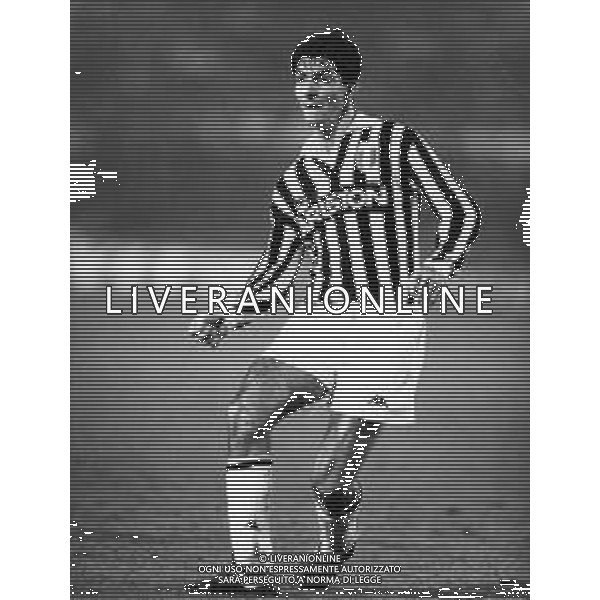 PAOLO ROSSI CALCIATORE - RETROSPETTIVA NELLA FOTO NELLA PARTITA DI COPPA CAMPIONI JUVENTUS - GRASSHOPPERS IL 24/10/1984 ©ARCHIVIO AGENZIA ALDO LIVERANI SAS