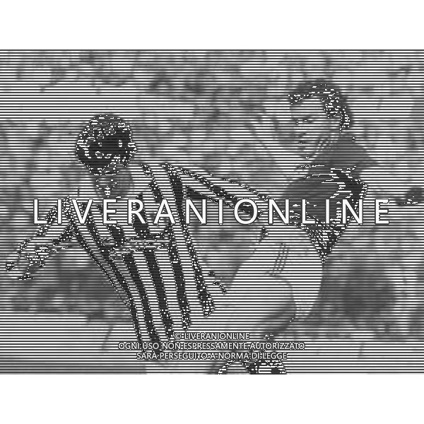 PAOLO ROSSI CALCIATORE - RETROSPETTIVA NELLA FOTO CON LA MAGLIA DELLA JUVENTUS NEL 1985 CON LUIGI DANOVA ©ARCHIVIO AGENZIA ALDO LIVERANI SAS