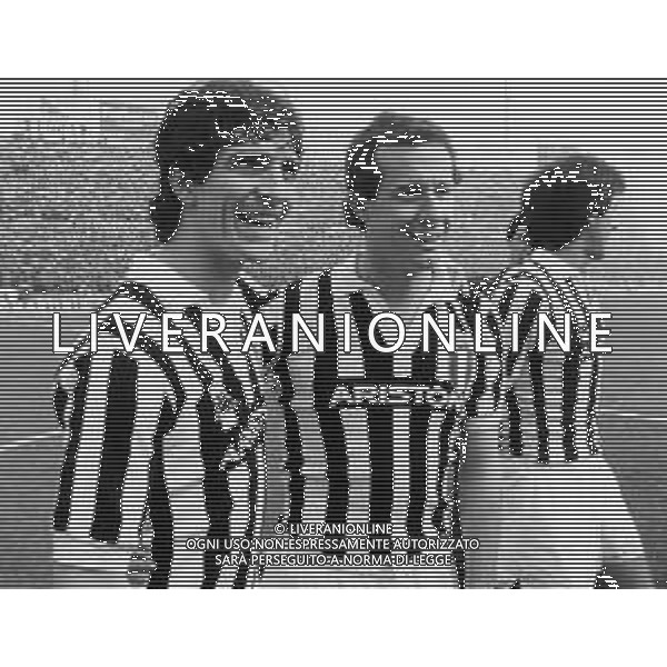 PAOLO ROSSI CALCIATORE - RETROSPETTIVA NELLA FOTO CON LA MAGLIA DELLA JUVENTUS CON LIAM BRADY E GAETANO SCIREA ©ARCHIVIO AGENZIA ALDO LIVERANI SAS