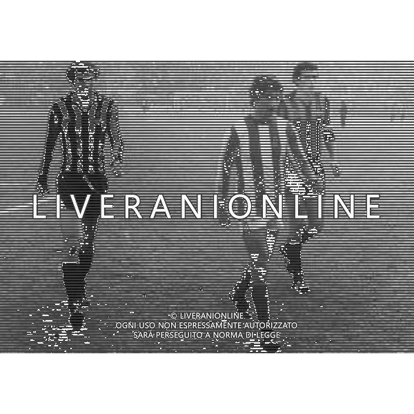 PAOLO ROSSI CALCIATORE - RETROSPETTIVA NELLA FOTO CON LA MAGLIA DEL LANEROSSI VICENZA CON NAZZARENO CANUTI E GRAZIANO BINI DELL\'INTER ©ARCHIVIO AGENZIA ALDO LIVERANI SAS