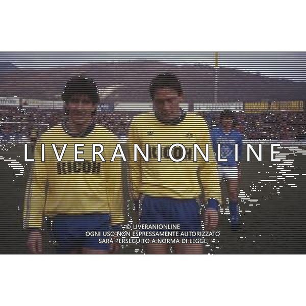 PAOLO ROSSI CALCIATORE - RETROSPETTIVA NELLA FOTO CON LA MAGLIA DEL VERONA NEL 1986-1987 PREBEN LARSEN ELKJAER ©ARCHIVIO AGENZIA ALDO LIVERANI SAS
