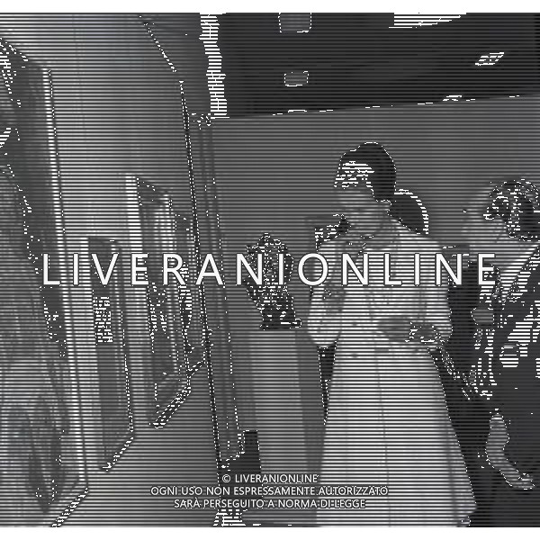 RETROSPETTIVA PRINCIPESSA MARIA GABRIELLA DI SAVOIA NELLA FOTO LA PRINCIPESSA MARIA GABRIELLA DI SAVOIA ALLA MOSTRA D\'ARTE BENEFICA ALLA PERMANENTE DI MILANO 03-04-1963 AG ALDO LIVERANI SAS