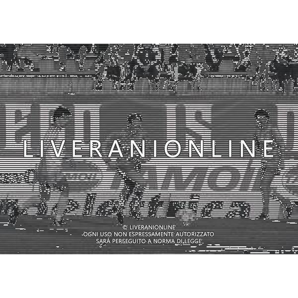 27-11-1988 CREMONA CAMPIONATO DI CALCIO SERIE B CREMONESE PARMA 0-0 NELLA FOTO PIERANGELO AVANZI E LORENZO MINOTTI AG ALDO LIVERANI SAS