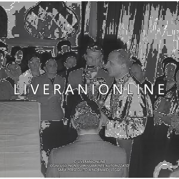 RETROSPETTIVA GIOVANNI BATTISTA ENRICO ANTONIO MARIA MONTINI -PAPA PAOLO VI NELLA FOTO GIOVANNI BATTISTA ENRICO ANTONIO MARIA MONTINI -PAPA PAOLO VI ARRIVA NELLA DIOCESI DI MILANO NELL\'ANNO 1956 ARCHIVIO VESPASIANI -AG ALDO LIVERANI SAS  