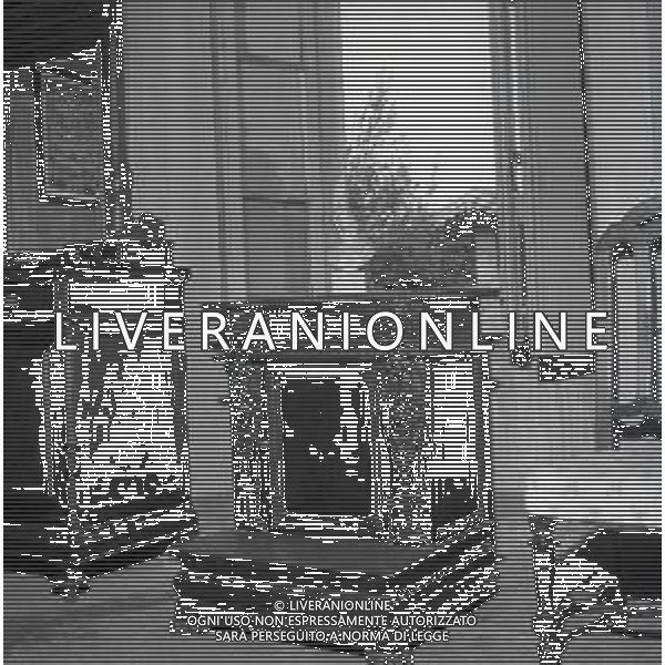 RETROSPETTIVA GIOVANNI BATTISTA ENRICO ANTONIO MARIA MONTINI -PAPA PAOLO VI NELLA FOTO GIOVANNI BATTISTA ENRICO ANTONIO MARIA MONTINI -PAPA PAOLO VI  LA CASA NATALE DI PAPA MONTINI PAOLO VI A CONCESIO NELL\'ANNO 1963 AG ALDO LIVERANI SAS  