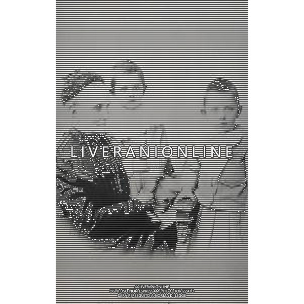 RETROSPETTIVA GIOVANNI BATTISTA ENRICO ANTONIO MARIA MONTINI -PAPA PAOLO VI NELLA FOTO GIOVANNI BATTISTA ENRICO ANTONIO MARIA MONTINI -PAPA PAOLO VI ALL\'ETA\' DI 2 ANNI CON LA NONNA E IL FRATELLO LODOVICO FOTO VESPASIANI-AG ALDO LIVERANI SAS  