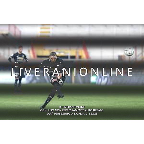 LiveMedia/Ettore Griffoni LR Vicenza vs Ascoli Calcio FC - Italian Football Championship League BKT 2020/2021, 19 December 2020 Romeo Menti stadium, vicenza, Italy Photo showing: Abdelhamid Sabiri (Ascoli) scores a goal on penalty kick 1 - 1 @LM/Ettore Griffoni AG ALDO LIVERANI SAS
