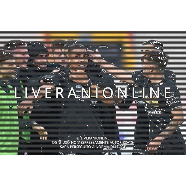 LiveMedia/Ettore Griffoni LR Vicenza vs Ascoli Calcio FC - Italian Football Championship League BKT 2020/2021, 19 December 2020 Romeo Menti stadium, vicenza, Italy Photo showing: Abdelhamid Sabiri (Ascoli) celebrates after scoring a goal of 1 - 1 with teammates @LM/Ettore Griffoni AG ALDO LIVERANI SAS