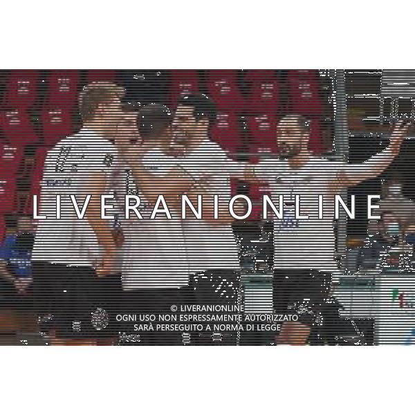 LiveMedia/Loris Cerquiglini Sir Safety Conad Perugia vs NBV Verona - Volleyball Italian Serie A Men Superleague Championship 2020/2021, 19 December 2020 PalaBarton, perugia, Italy Photo showing: nbv verona rejoices @LM/Loris Cerquiglini AG ALDO LIVERANI SAS