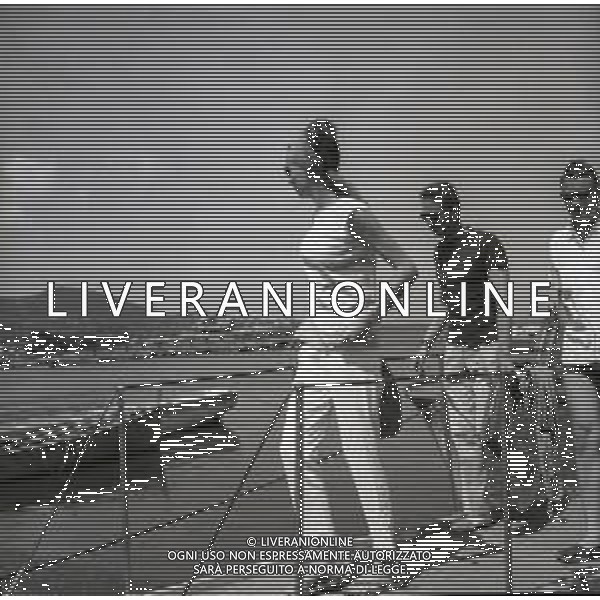 RETROSPETTIVA MARIA GABRIELLA DI SAVOIA NELLA FOTO MARIA GABRIELLA DI SAVOIA A ISCHIA CON ENRICO D\'ASSIA NELL\'ANNO 1963 AG ALDO LIVERANI SAS  