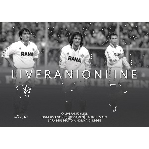 27-11-1994 BERGAMO CAMPIONATO DI CALCIO SERIE B ATALANTA VERONA 0-1 NELLA FOTO ALADINO VALOTI E ALESSANDRO MANETTI AG ALDO LIVERANI SAS