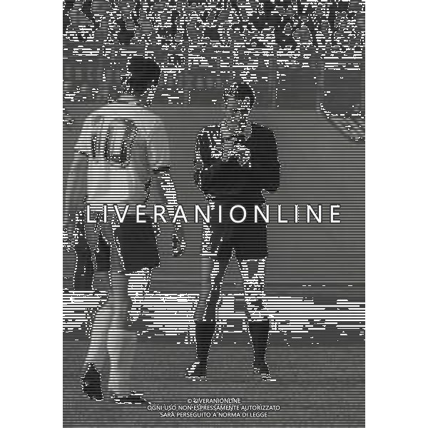 14-10-1984 VARESE CAMPIONATO DI CALCIO SERIE B VARESE AREZZO 2-1 NELLA FOTO ARBITRO CARLO LONGHI AG ALDO LIVERANI SAS