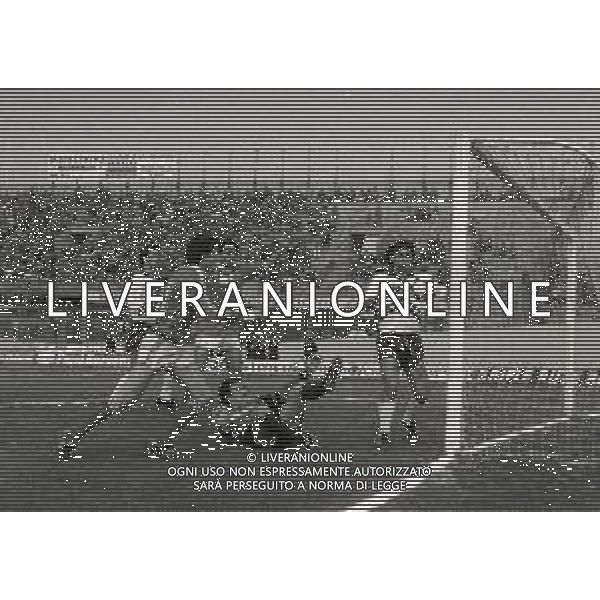 18-03- 1984 VARESE CAMPIONATO DI CALCIO SERIE B VARESE AREZZO 2-0 NELLA FOTO GOAL VARESE CALCIO AG ALDO LIVERANI SAS