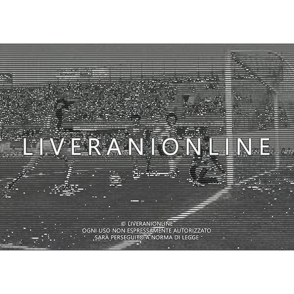 18-03- 1984 VARESE CAMPIONATO DI CALCIO SERIE B VARESE AREZZO 2-0 NELLA FOTO AZIONE DI GIOCO AG ALDO LIVERANI SAS