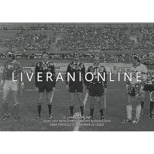 18-03- 1984 VARESE CAMPIONATO DI CALCIO SERIE B VARESE AREZZO 2-0 NELLA FOTO ARBITRO CARLO SGUIZZATO AG ALDO LIVERANI SAS