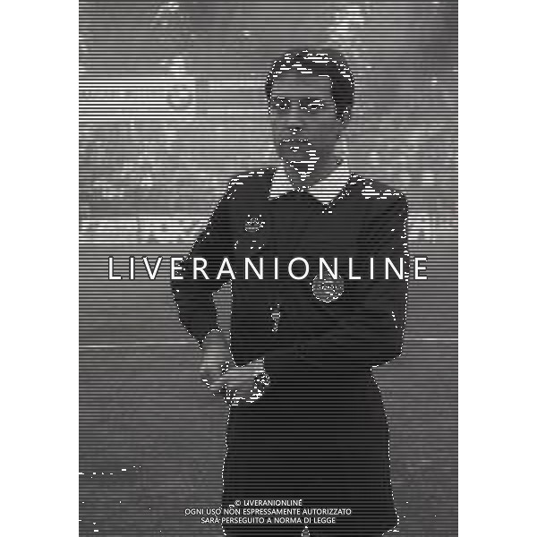 23-09-1984 MONZA CAMPIONATO DI CALCIO SERIE B MONZA PADOVA 2-1 NELLA FOTO ARBITRO GENNARO TESTA AG ALDO LIVERANI SAS