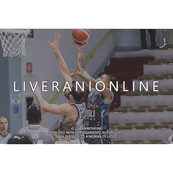 Matteo Casoni/LM - Vanoli Basket Cremona vs Banco di Sardegna Sassari - Campionato di Basket Serie A 2020/2021 23 dicembre 2020 - Sport Mario Radi, Cremona, Italia Nella foto: Entrata di T.J. Williams della Vanoli Cremona @LM/Matteo Casoni AG ALDO LIVERANI SAS