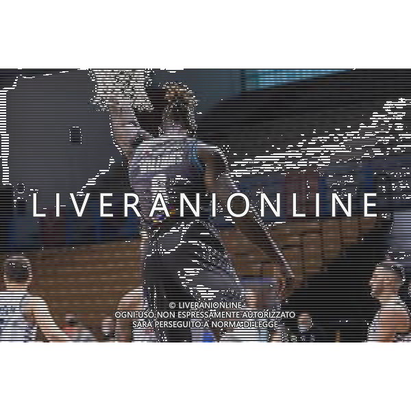 Matteo Casoni/LM - Vanoli Basket Cremona vs Banco di Sardegna Sassari - Campionato di Basket Serie A 2020/2021 23 dicembre 2020 - Sport Mario Radi, Cremona, Italia Nella foto: Schiacciata di Jarvis Williams della Vanoli Cremona @LM/Matteo Casoni AG ALDO LIVERANI SAS