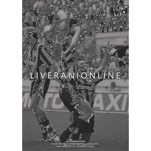 23-05-1993 MILANO CAMPIONATO DI CALCIO SERIE A INTER FOGGIA 1-1 NELLA FOTO ABBRACCI GIOCATORI INTER RUBEN SOSA AG ALDO LIVERANI SAS 