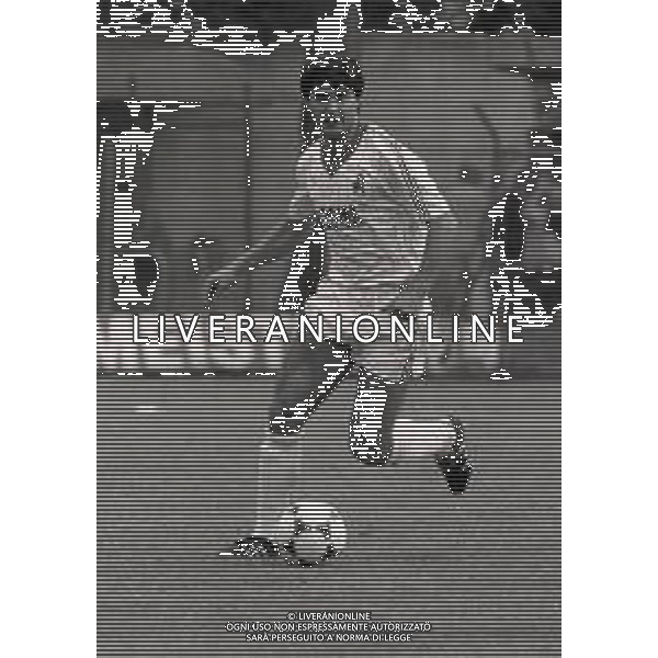 09-09-1984 MONZA COPPA ITALIA MONZA VICENZA 2-1 NELLA FOTO LUIGINO PASCIULLO AG ALDO LIVERANI SAS