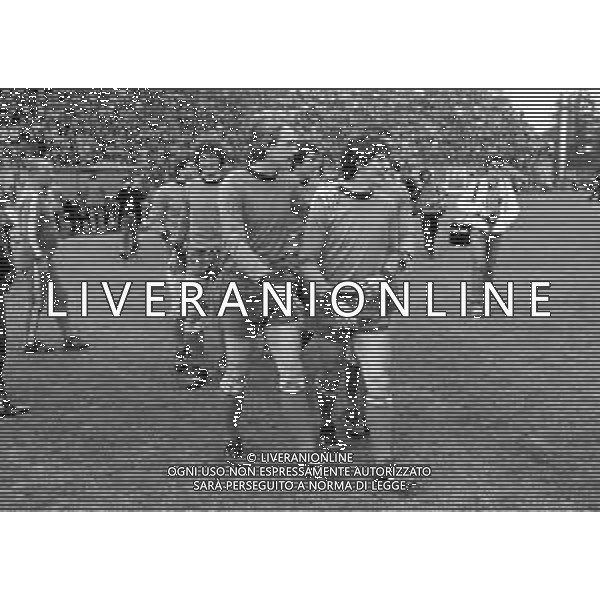 ROBERTO BETTEGA CALCIATORE CON LA MAGLIA DELLA NAZIONALE ITALIANA NEL 1978-1979 - RETROSPETTIVA NELLA FOTO CON PAOLO ROSSI DURANTE L\'ALLENAMENTO ©Archivio Giovanni Liverani/AG. ALDO LIVERANI SAS