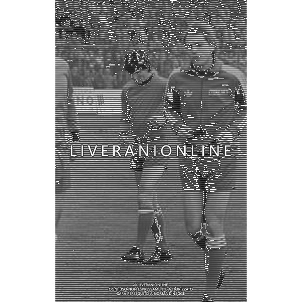 ROBERTO BETTEGA CALCIATORE CON LA MAGLIA DELLA NAZIONALE ITALIANA NEL 1978-1979 - RETROSPETTIVA NELLA FOTO CON PAOLO ROSSI DURANTE L\'ALLENAMENTO ©Archivio Giovanni Liverani/AG. ALDO LIVERANI SAS
