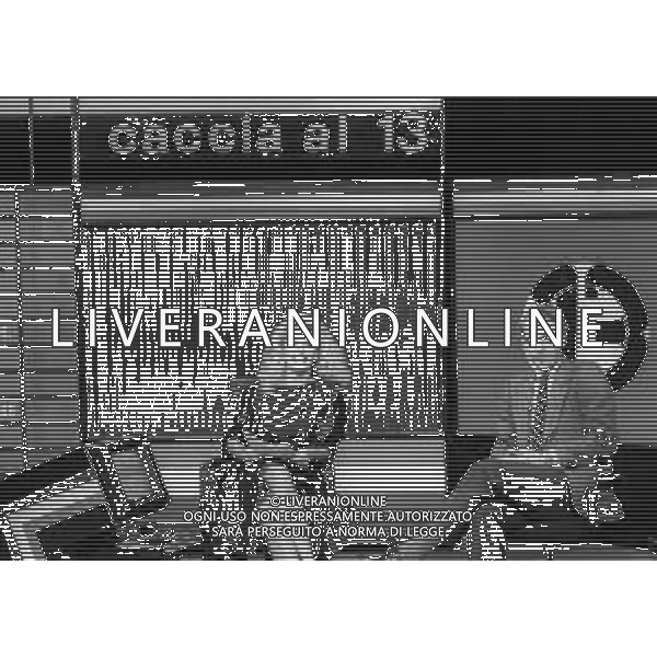 BETTEGA ROBERTO CALCIATORE - RETROSPETTIVA NELLA FOTO A MILANO NEL 1984 OSPITE DELLA TRASMISSIONE SPORTIVA \'CACCIA AL 13\' CONDOTTO DA MARIA TERESA RUTA ©Archivio Giovanni Liverani / AG. ALDO LIVERANI SAS