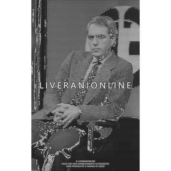 BETTEGA ROBERTO CALCIATORE - RETROSPETTIVA NELLA FOTO A MILANO NEL 1984 OSPITE DELLA TRASMISSIONE SPORTIVA \'CACCIA AL 13\' CONDOTTO DA MARIA TERESA RUTA ©Archivio Giovanni Liverani / AG. ALDO LIVERANI SAS