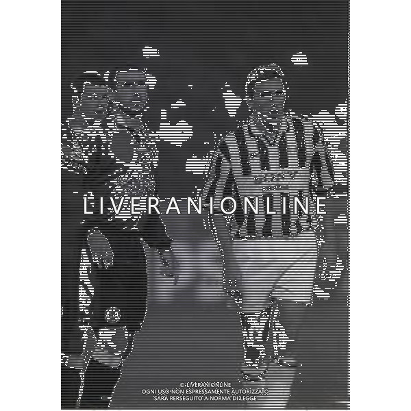 11-09-1996 TORINO 1 GIORNATA DI CHAMPIONS LEGAUE JUVENTUS-MANCHESTER UNITED 1-0 NELLA FOTO ALEN BOKSIC E ERIC CANTONA AG ALDO LIVERANI SAS