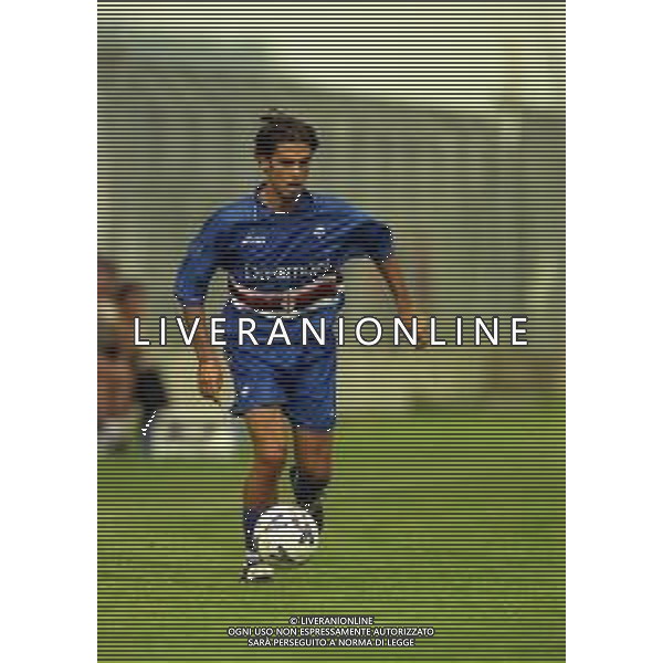 2000-2001 AMICHEVOLE SAMPDORIA CALCIO NELLA FOTO EMANUELE MATZUZZI AG ALDO LIVERANI SAS