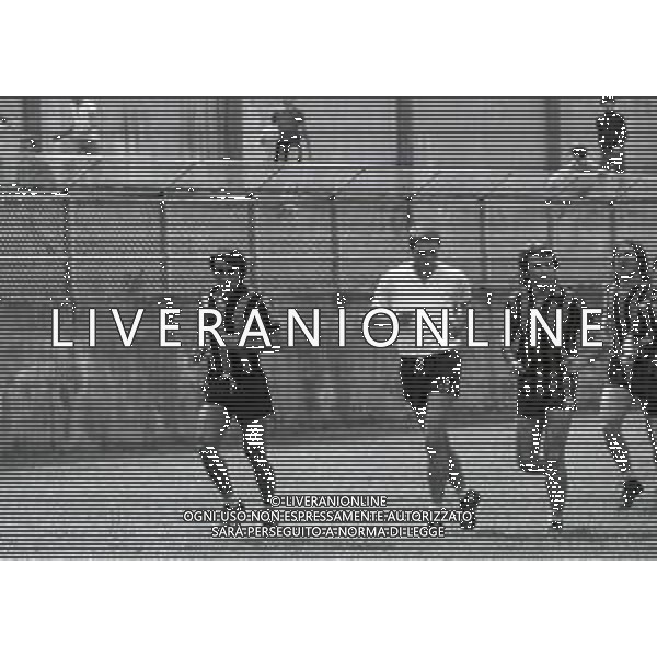 RETROSPETTIVA PIETRO ANASTASI CALCIATORE NELLA FOTO PIETRO ANASTASI IN RITIRO CON L\'INTER A SAN PELLEGRINO TERME NELL\'ANNO 1976 AG ALDO LIVERANI SAS