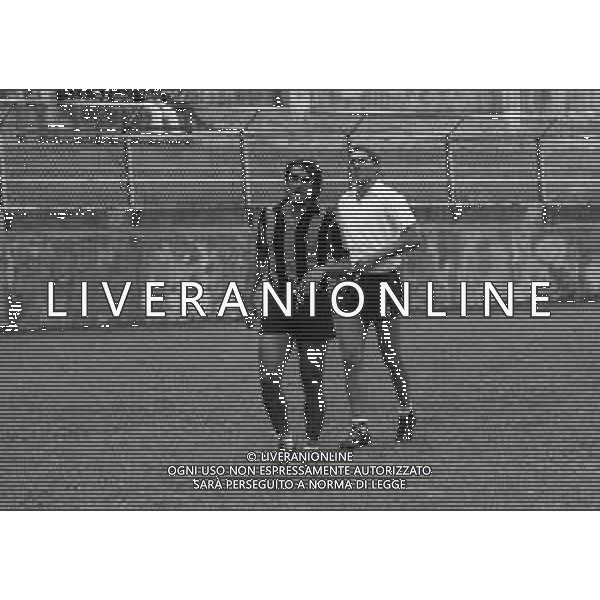 RETROSPETTIVA PIETRO ANASTASI CALCIATORE NELLA FOTO PIETRO ANASTASI IN RITIRO CON L\'INTER A SAN PELLEGRINO TERME NELL\'ANNO 1976 AG ALDO LIVERANI SAS