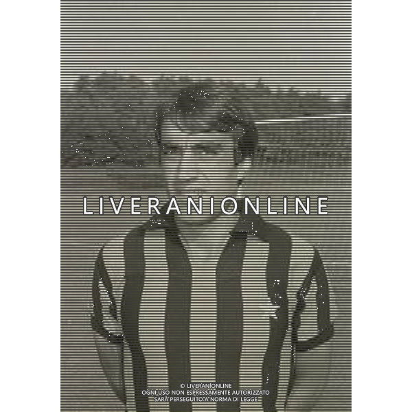 RETROSPETTIVA PIETRO ANASTASI CALCIATORE NELLA FOTO PIETRO ANASTASI CON LA MAGLIA DELL\'INTER NELL\'ANNO 1977-1978 AG ALDO LIVERANI SAS